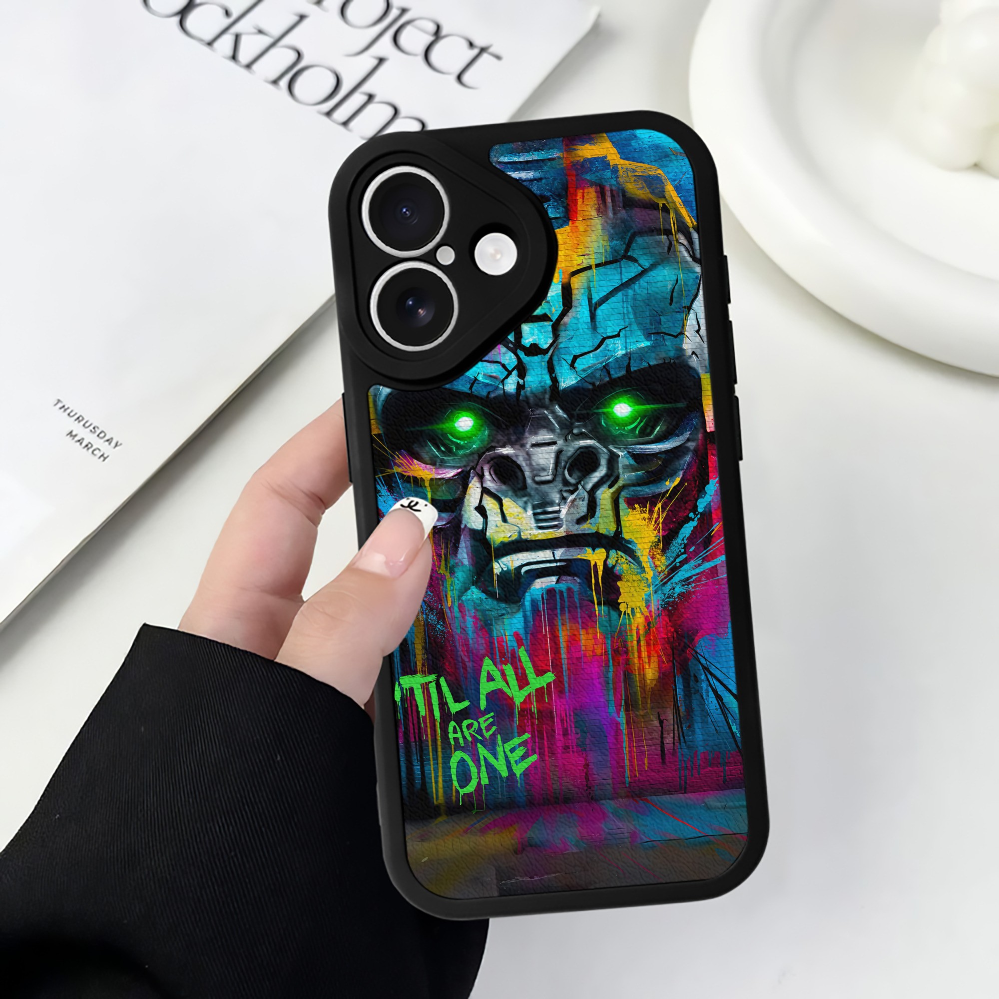 （画像用） Transformers トランスフォーマー 【iPhone 16シリーズ対応】シリコンスマホケース（レザー調） 材質：シリコン